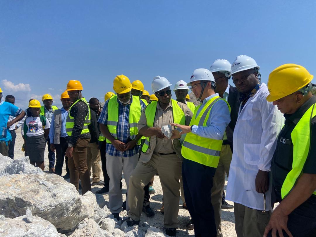 Vice President Chiwenga orders end to raw lithium exports