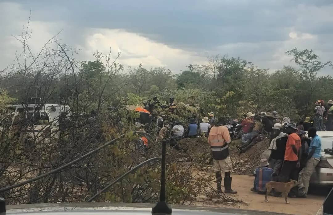 TRAPPED AND FEARED DEAD! Rain buries seven miners in Midlands shaft
