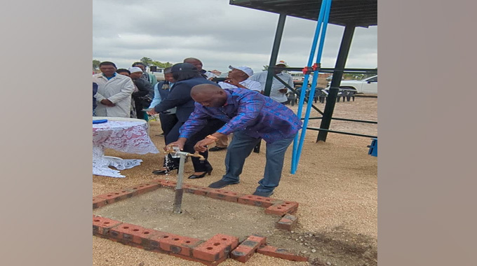 Government  commissions solar-powered boreholes to ease water shortages in Umguza