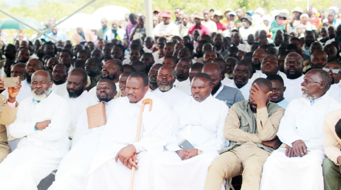 National hero  Mutumwa Mwazha  laid to rest