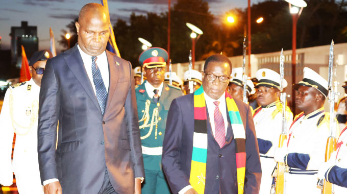 Zimbabwe, Mozambique to seal strategic deals