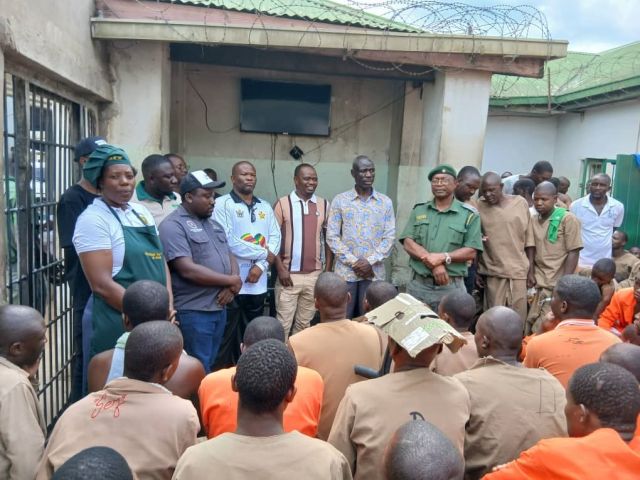 Gwanda-Tshitaudze MP donates food, cash to Gwanda Prison ahead of Christmas