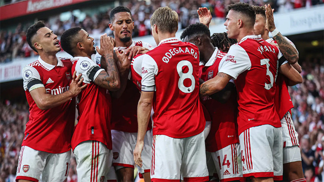 Arsenal celebrate a goal