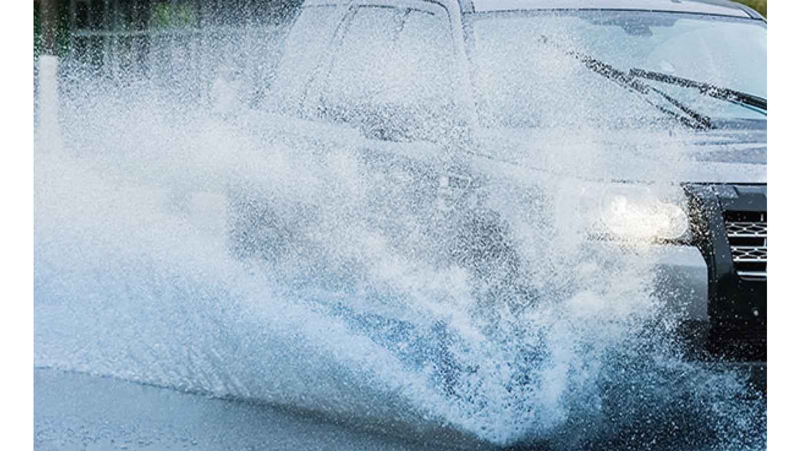 How to prepare for driving  in heavy rain and floods