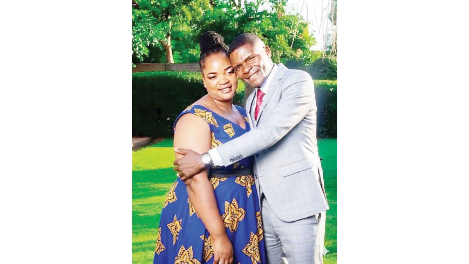 FURIOUS KAPFUPI CALLS MAI NGA A ‘PROSTITUTE’, VOWS TO FIGHT THE MAN WHO TOOK HER. . . Mai Nga saved her lover’s name as Yeukai. . . She left him at 1am while he was sleeping