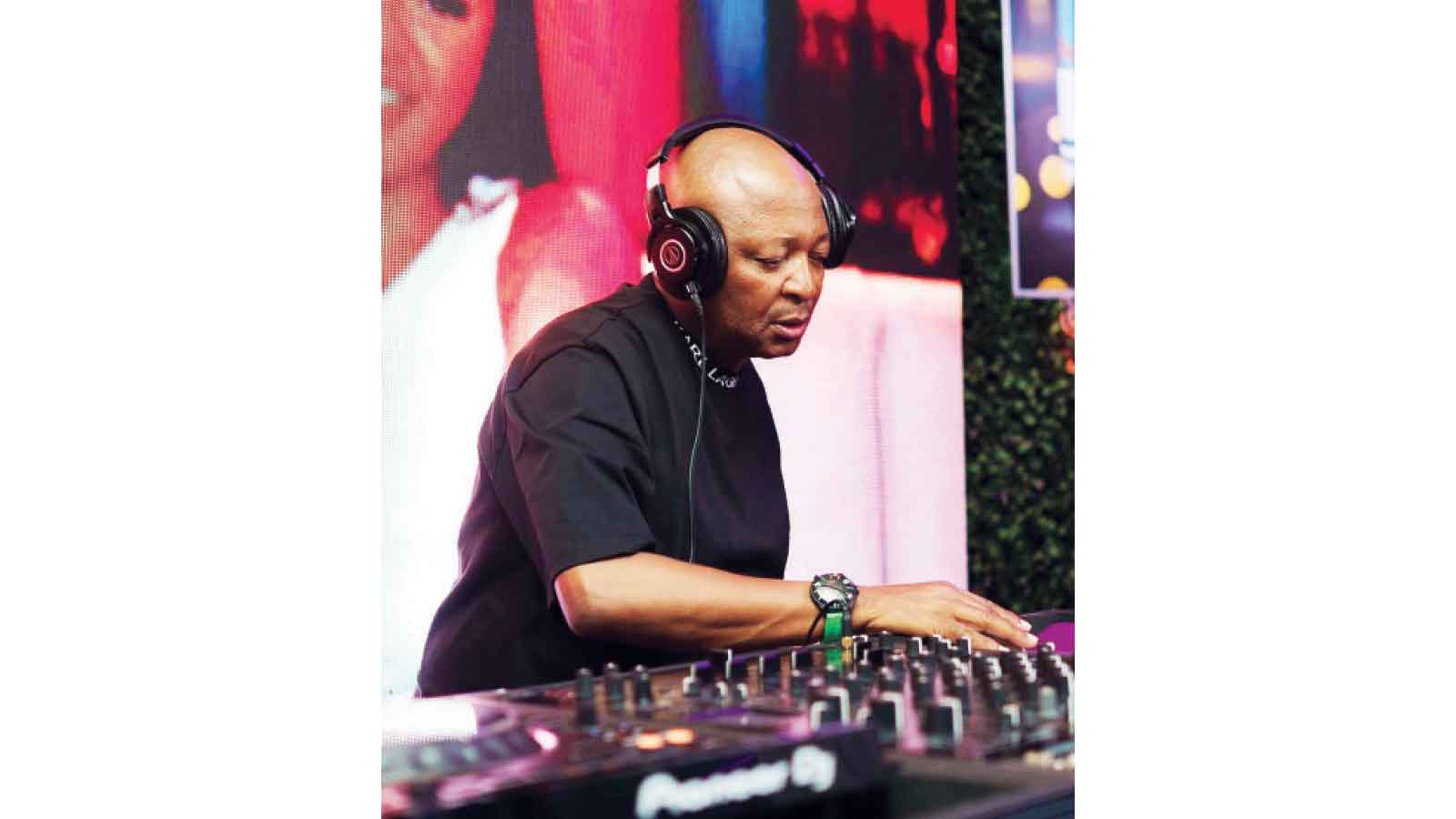 Kunene makes musical comeback with ‘Hamba’