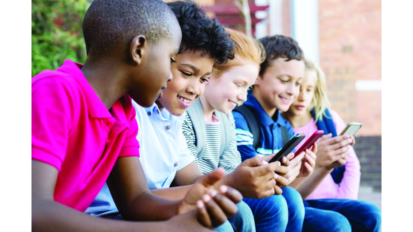 CAN WE REALLY BAN KIDS FROM SOCIAL MEDIA? l The Aussies are trying but there are many hurdles to deal with