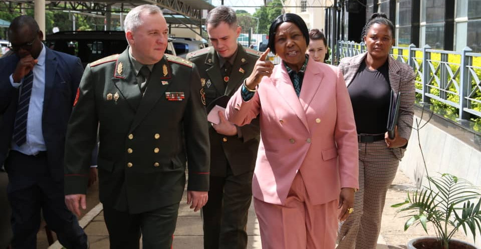 Belarusian Defence Minister strengthens ties during visit to Zimbabwe