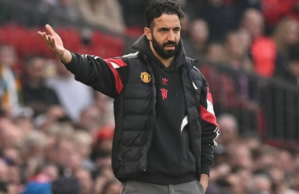 Amorim’s change of formation baffles Gary Neville