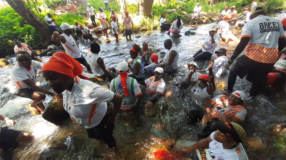 Some of the athletes enjoy some time out after the marathon