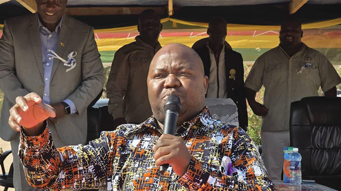 ‘Kutukana, mhirizhonga zvanyanya paSocial Media’