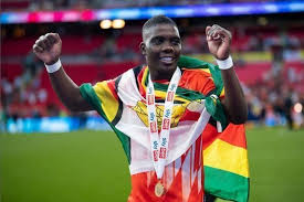 Wenzela abasakhulayo uNakamba