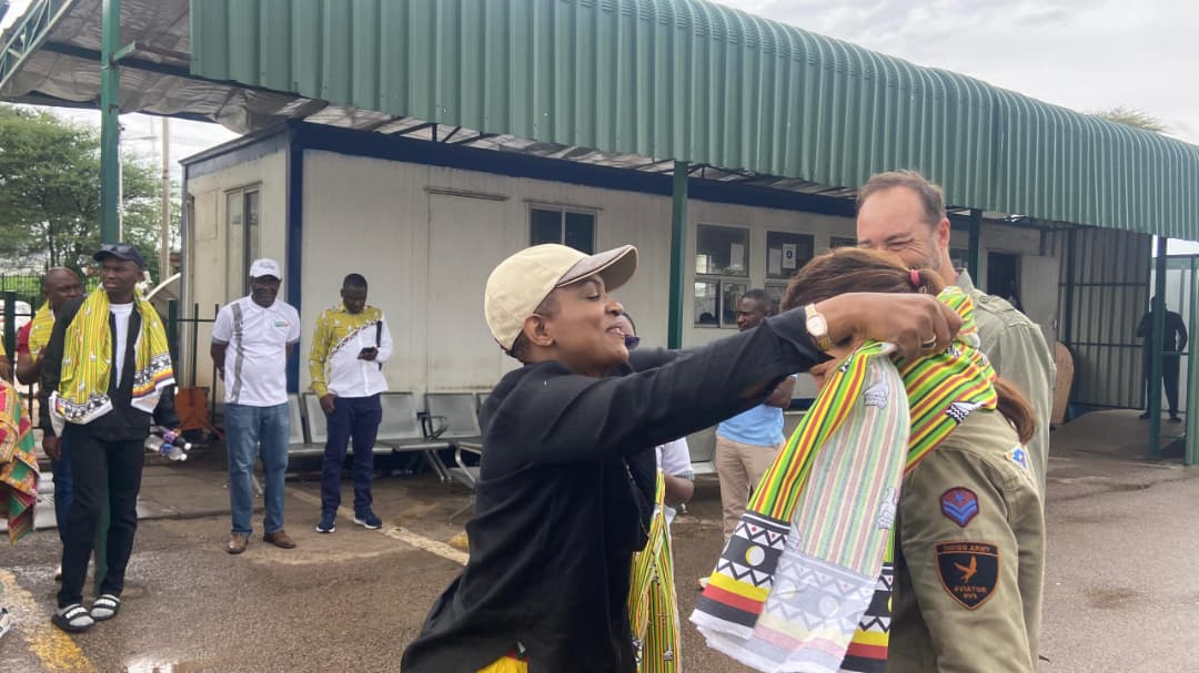 Tourism Minister rolls out festive Meet and Greet at Victoria Falls ports of entry