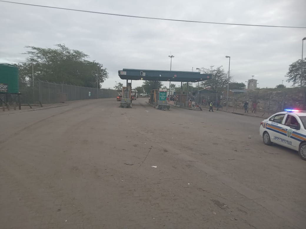 South Africa authorities clear traffic backlog at Beitbridge