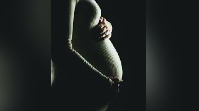 Ukuswela kwembula ihlazo emulini: Ijaha (18) limithisa udadewalo (16)