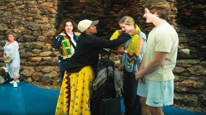 Zimbabwe records nearly half a million in tourist arrivals