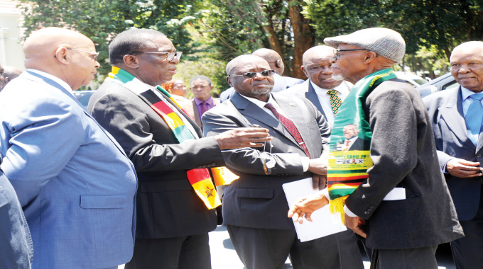 Zanu-PF Elders Council receives new fleet to boost party activities
