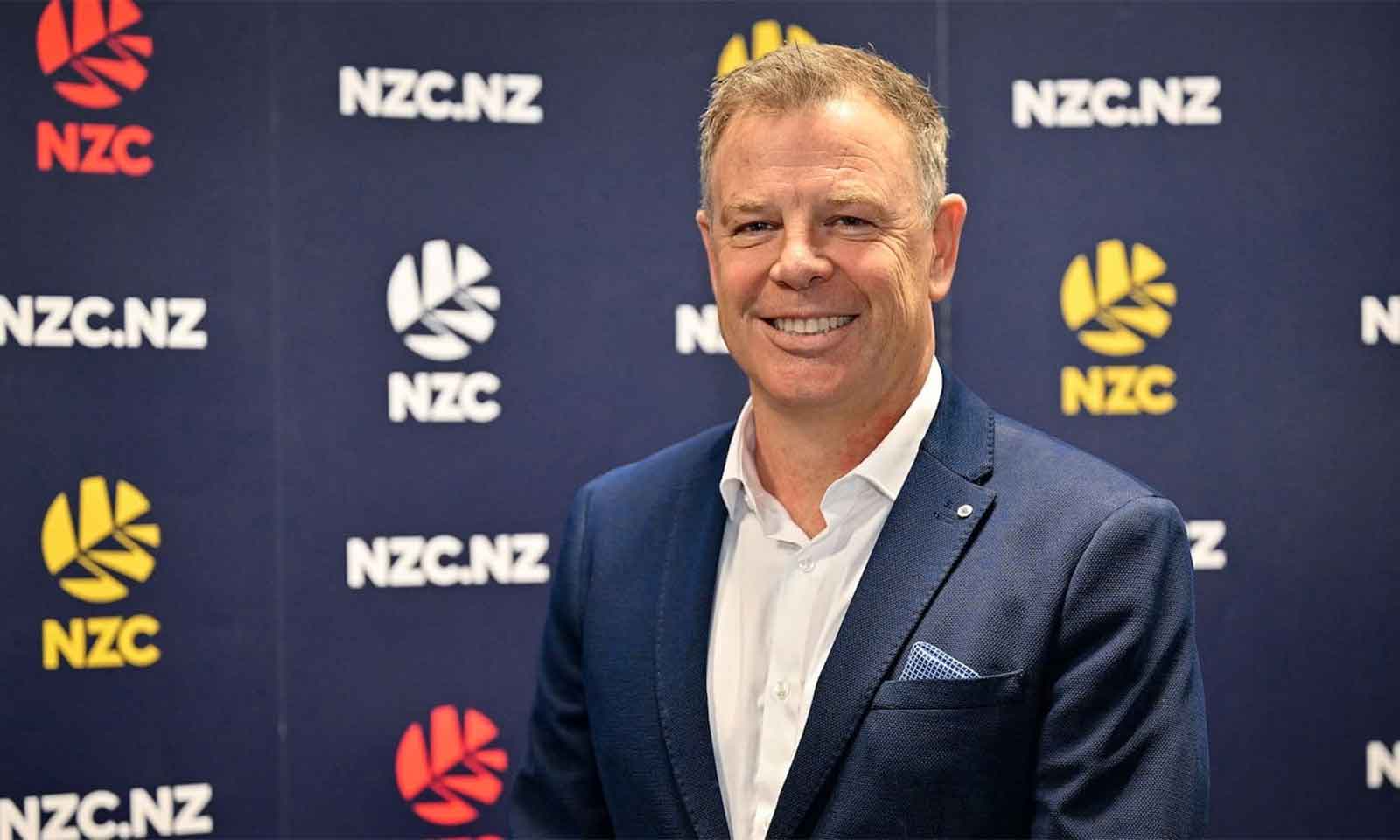 New Zealand chief quits over T20 row