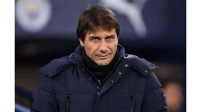 Napoli shift focus