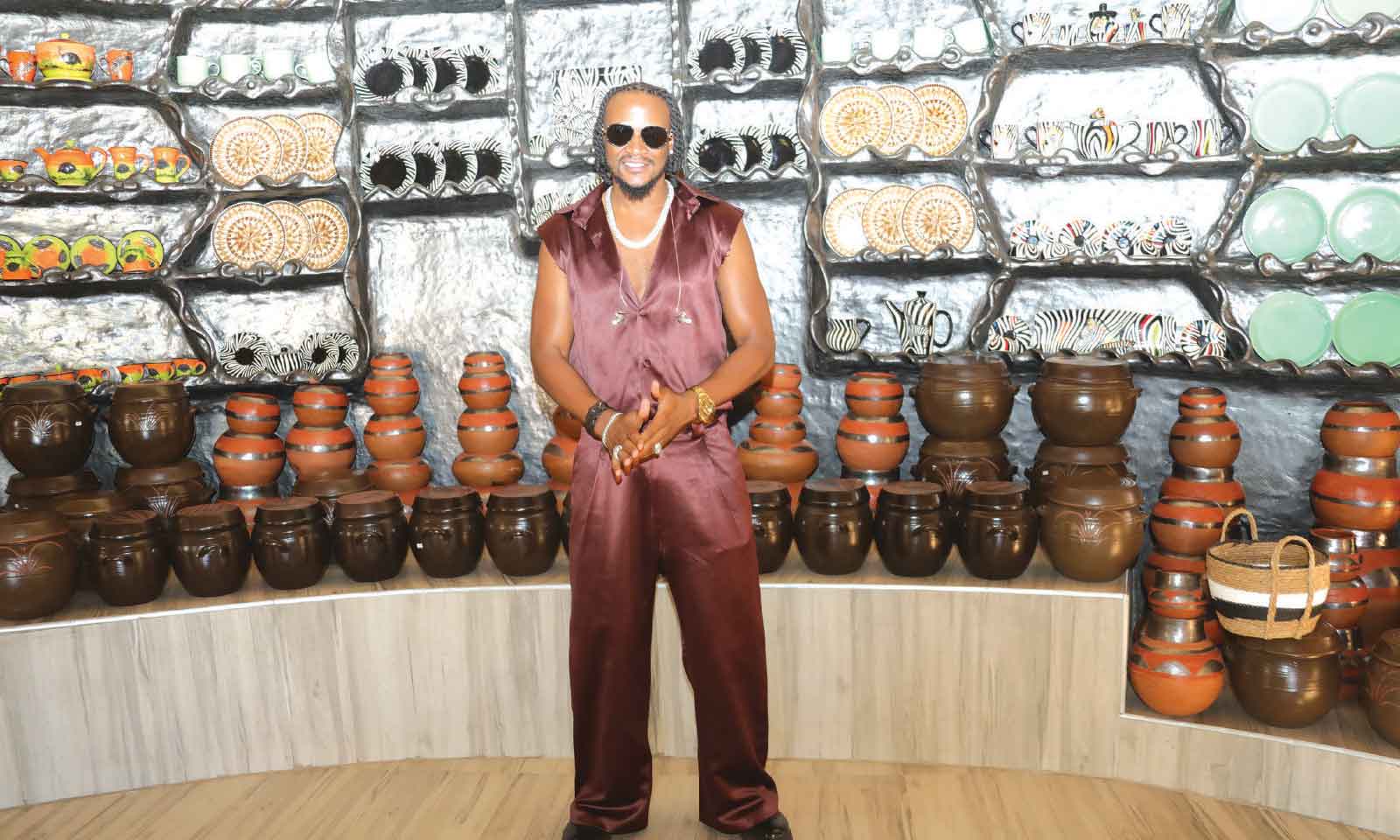 SUPERSTAR JAH PRAYZAH DESERVES HIS PRESENTS