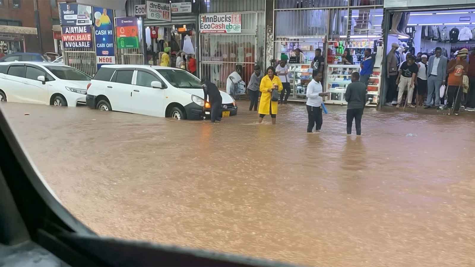 Harare City Council moves to clear drains to end flooding