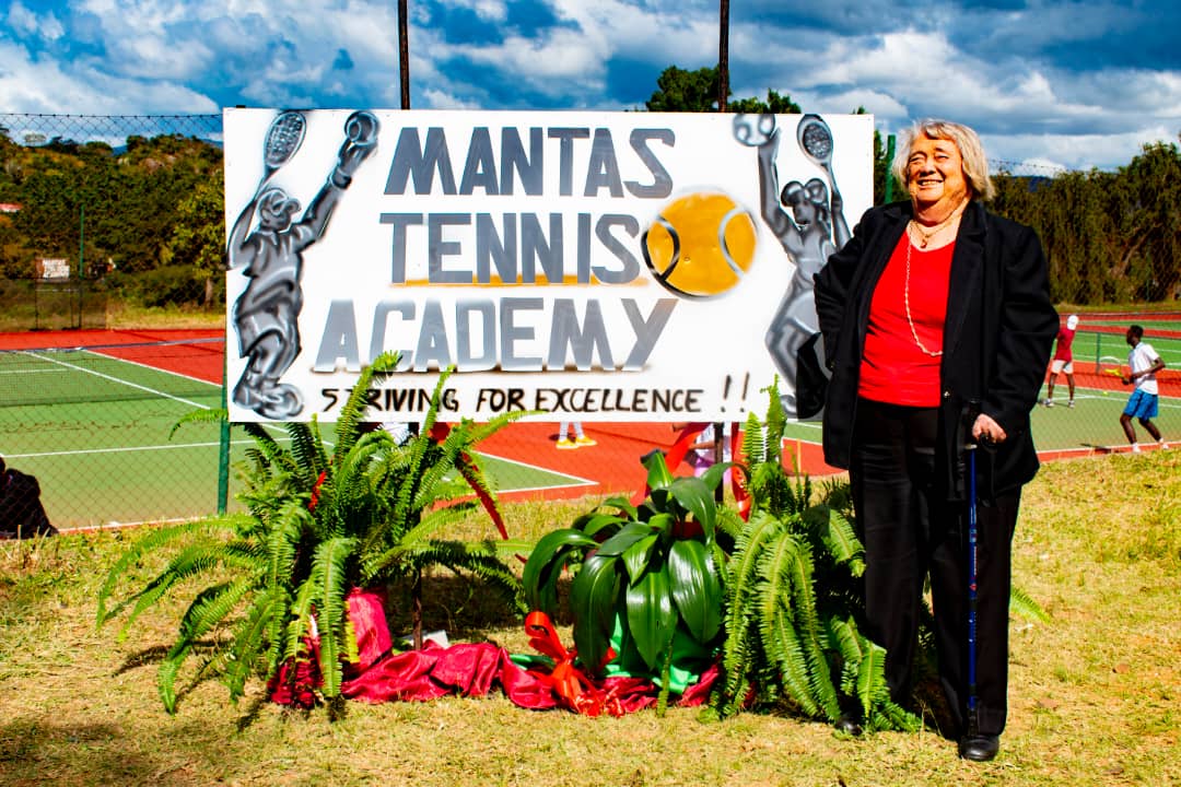Legendary tennis figure Anne Martin dies