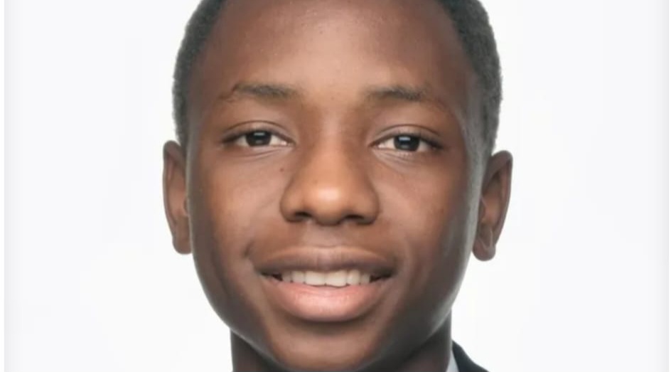 Zimbabwean Mukundi Mudzingwa achieves eight distinctions in South African matric despite academic challenges