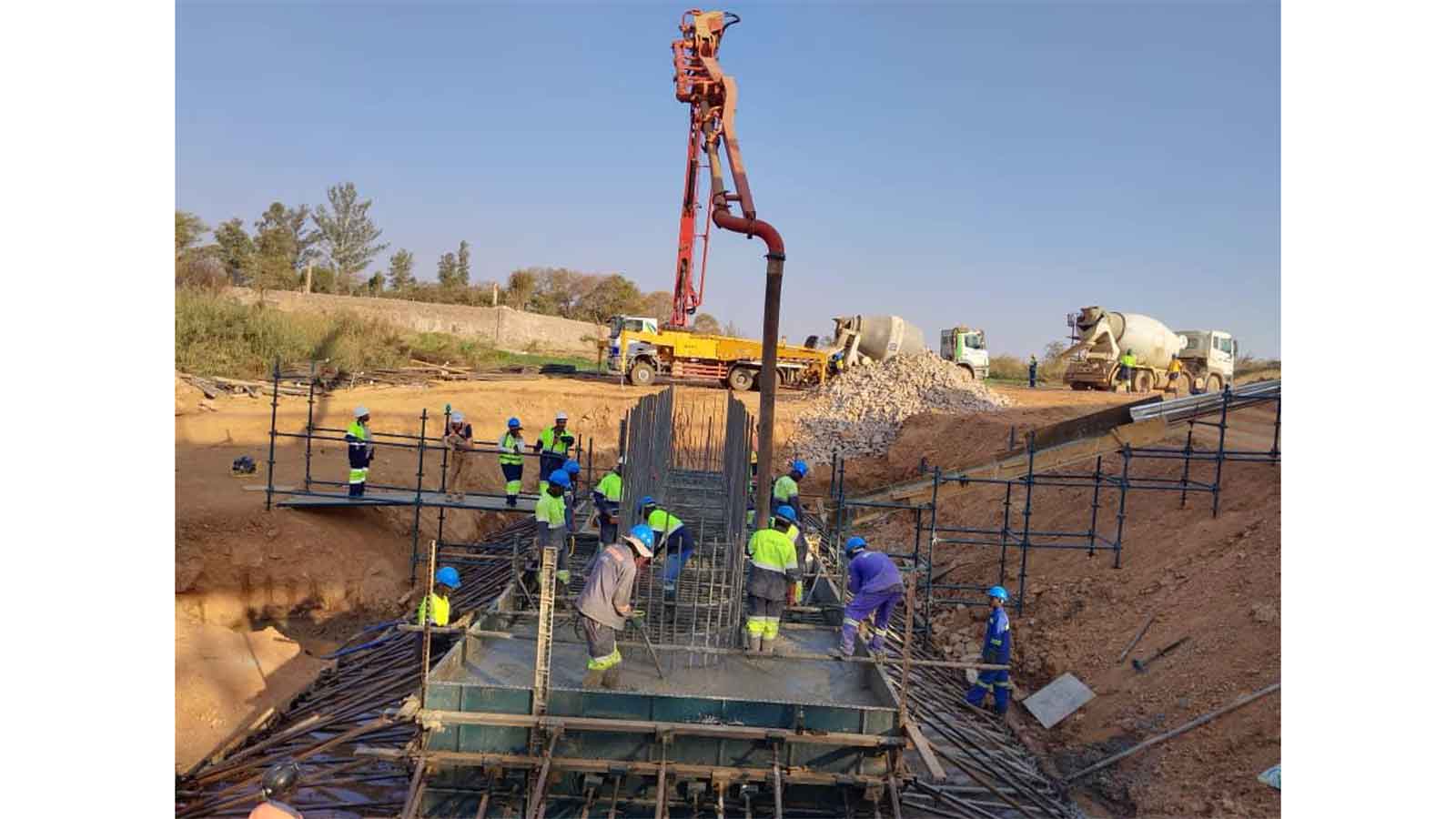 Manyame River bridge nears completion