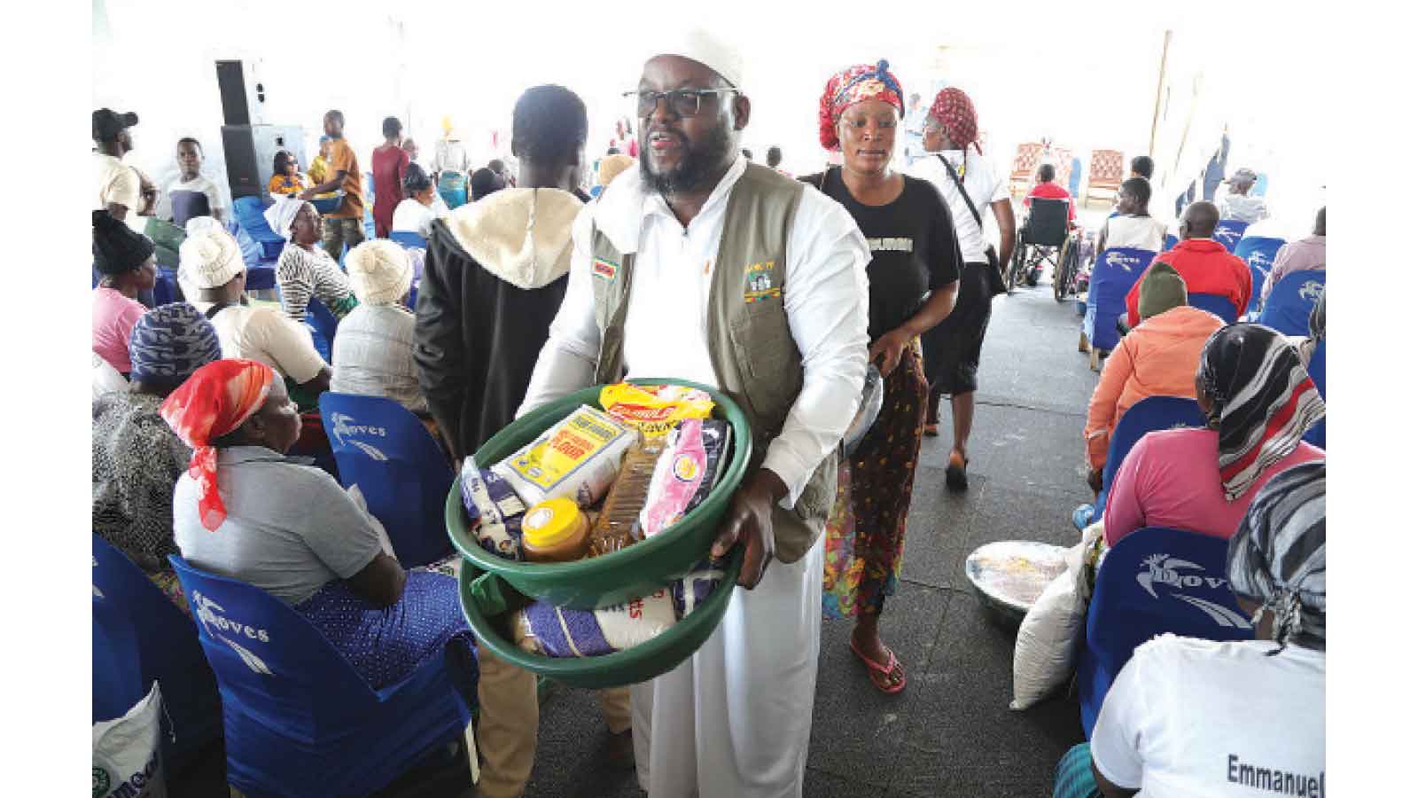 Muslim community partners First Lady to support vulnerable Nyabira community