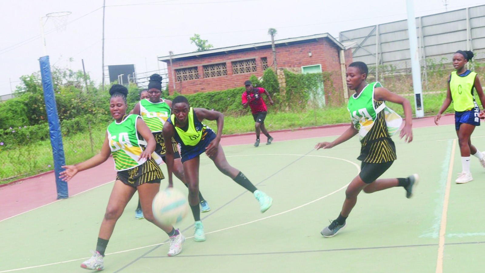 NETBALL LEAGUES GET DOWN TO BUSINESS