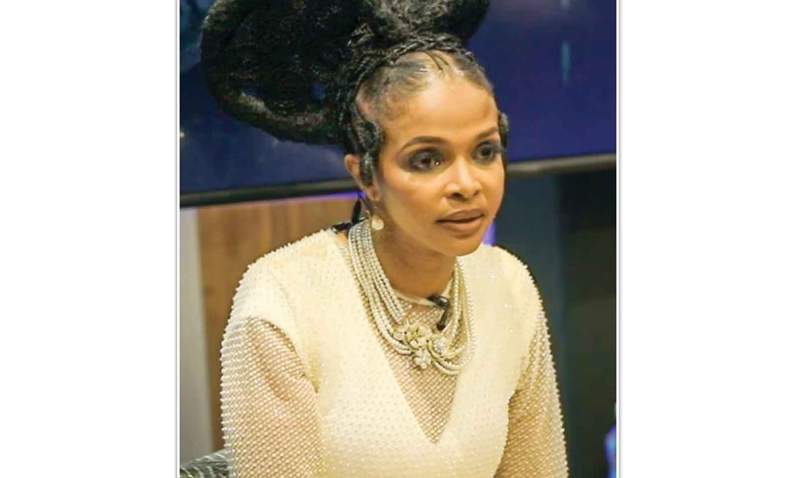 Simphiwe Dana channels mom’s death grief into new album