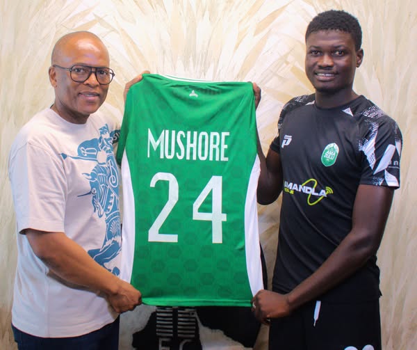 South Africa’s AmaZulu FC unveil ex-Highlanders FC midfielder Mason Mushore