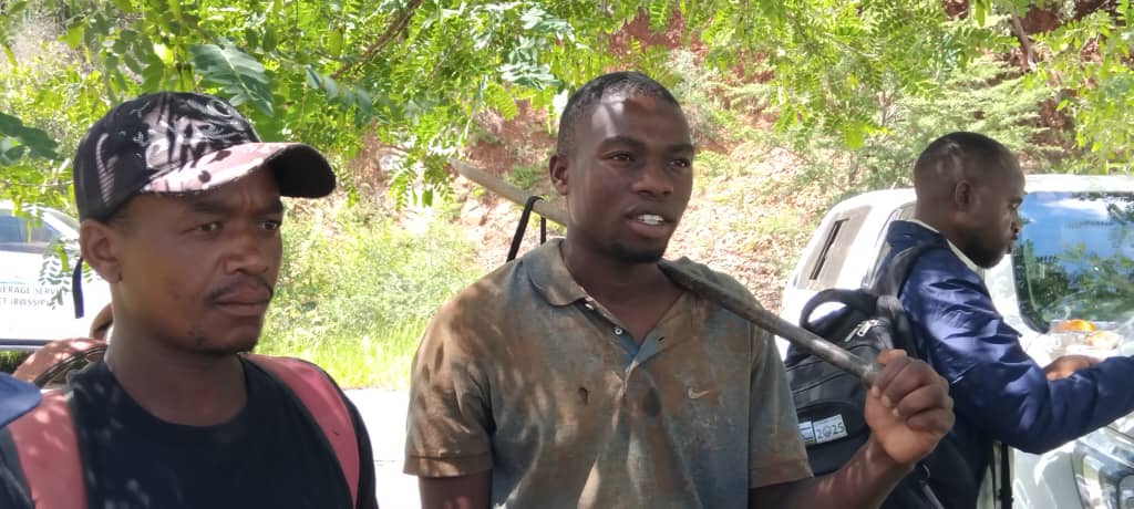 Illegal gold panners “mock” Bulawayo officials at Upper Ncema Dam