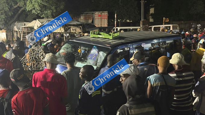 WATCH: Horrific kombi crash in Bulawayo: Vendors describe moments of terror