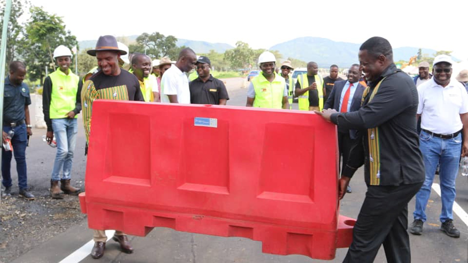 4.9 km section of Harare-Mazowe dual carriageway opens to traffic