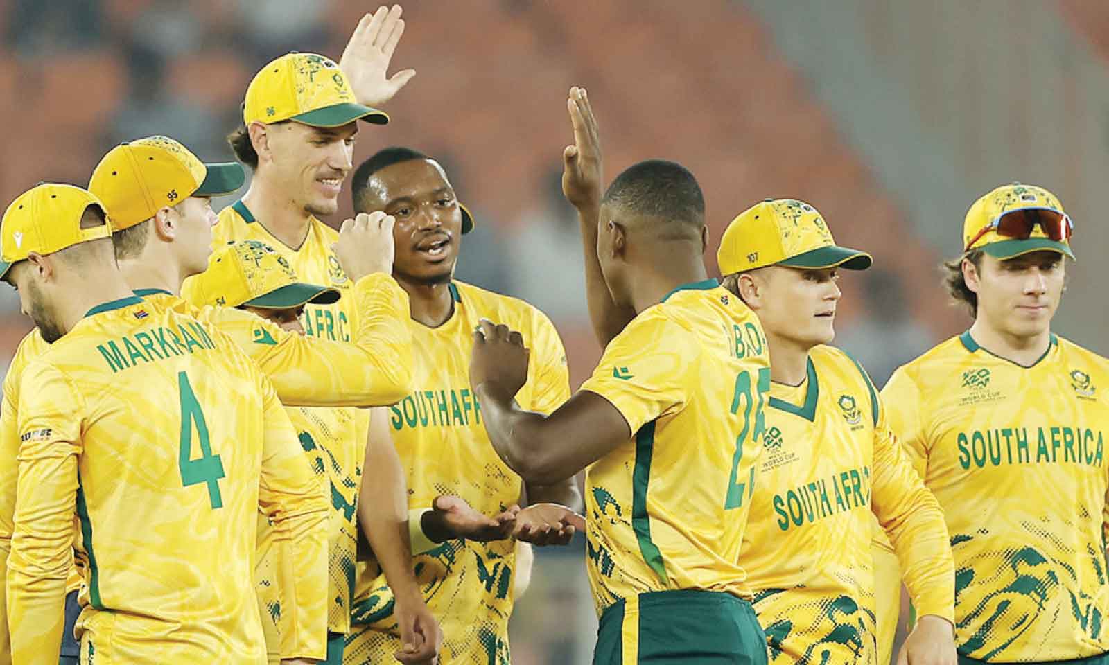 Aussie bowlers, selectors under fire