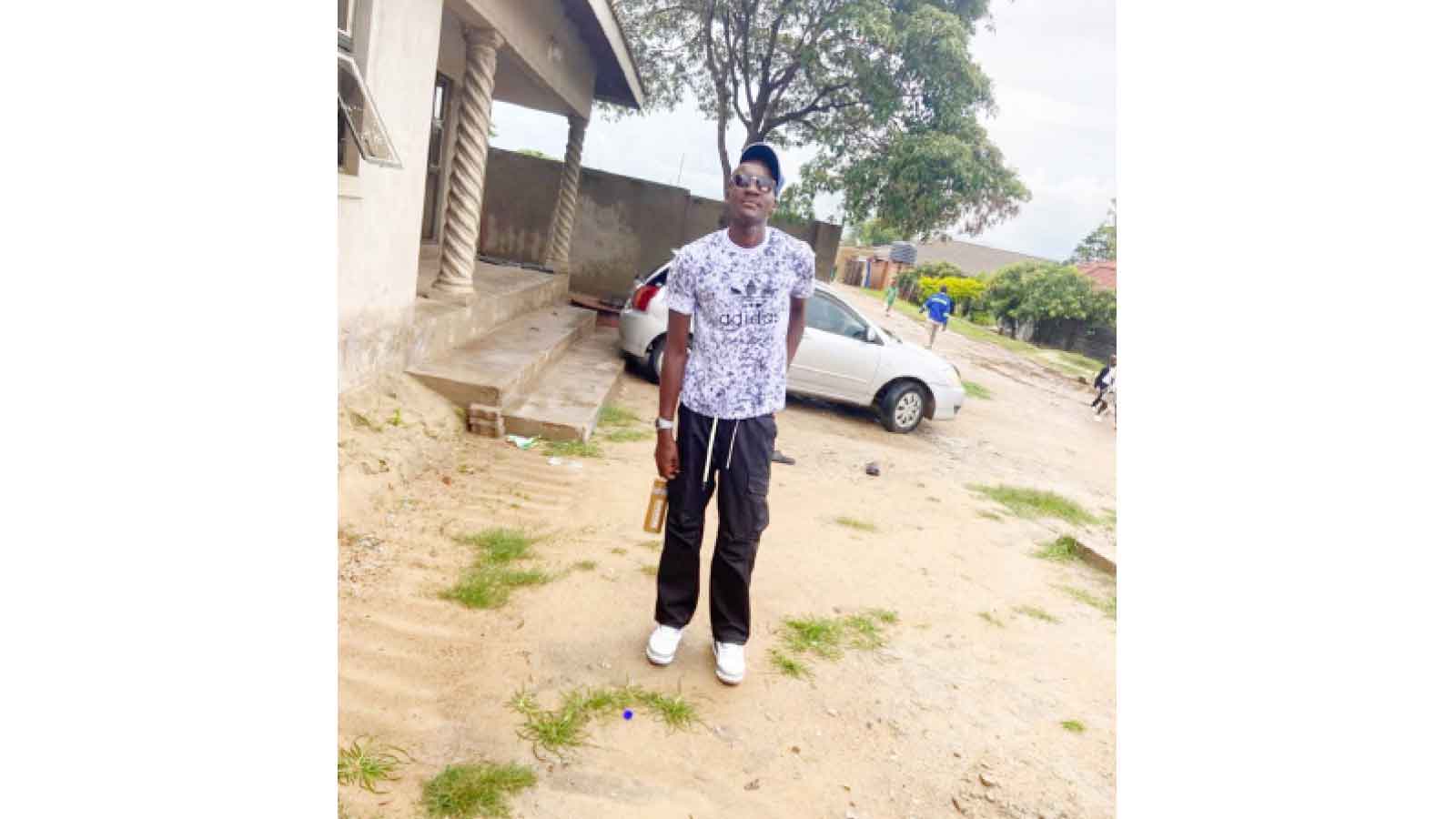 MAN COMMITS SUICIDE AFTER LOSING US$800 IN KANDEGE