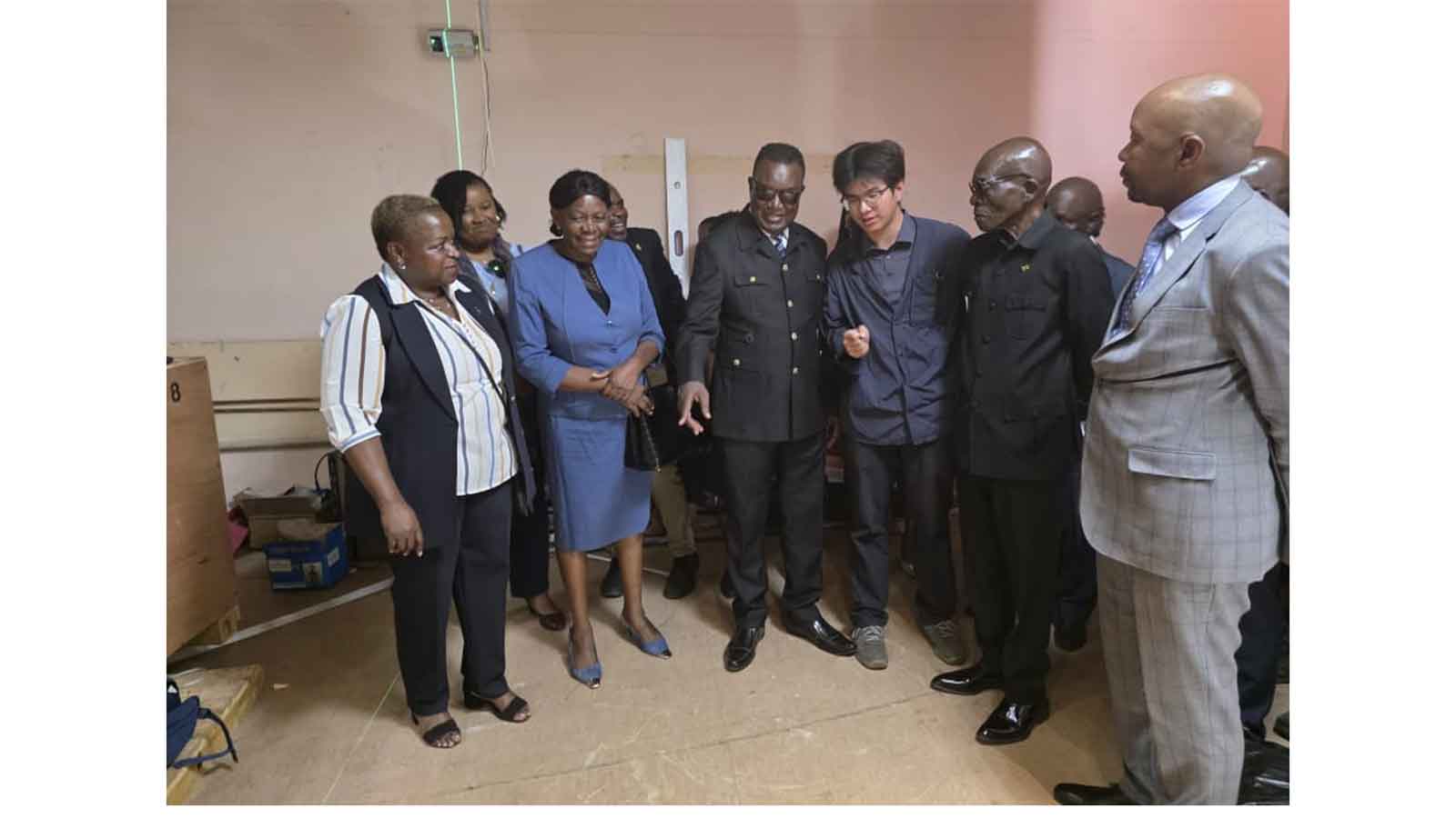 Dr Gumbo tours Parirenyatwa Hospital as modernisation nears completion