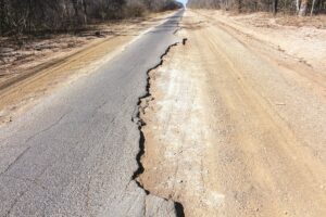 BULAWAYO’S ‘MOST UNTRAFFICABLE ROAD’ PATCHED: Council ends pothole pain