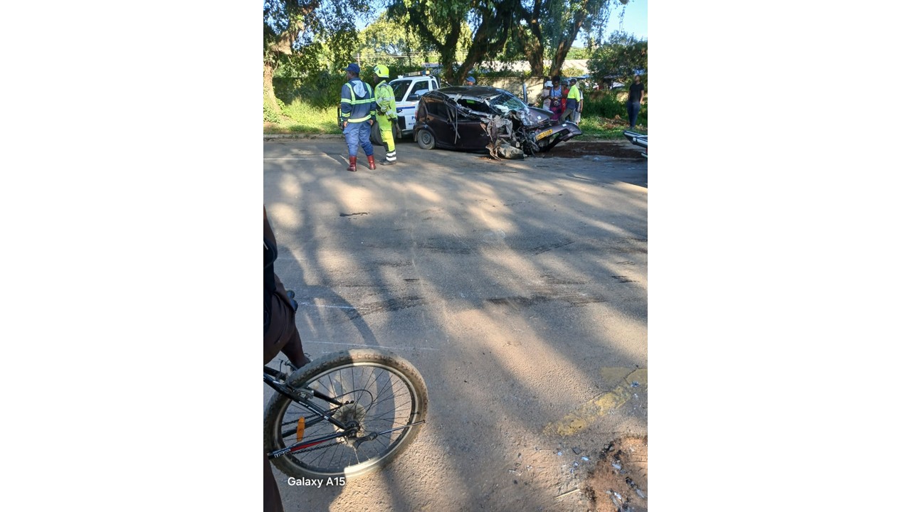 One dead after chicken truck collides with Toyota Passo in Bulawayo