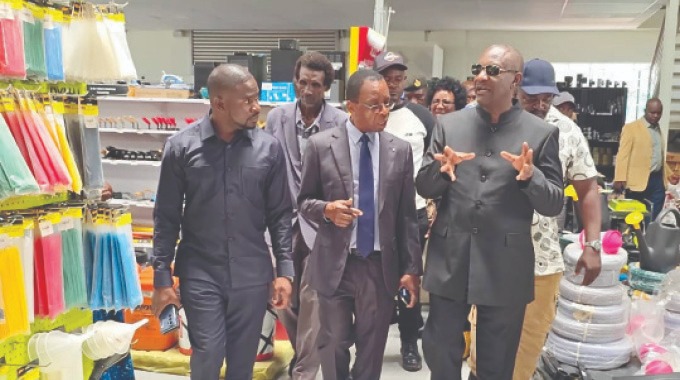 Government hails Kwekwe’s Mbizo 18 housing project