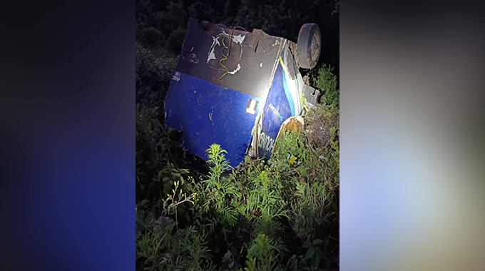 JUST IN: Scores of Zimbabweans feared dead as another bus plunges into a cliff in South Africa