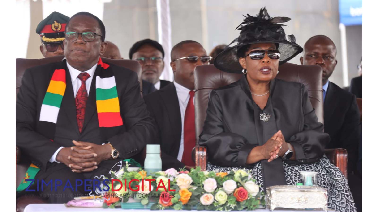 President Mnangagwa inspected the guard of honour before joining the funeral procession.
