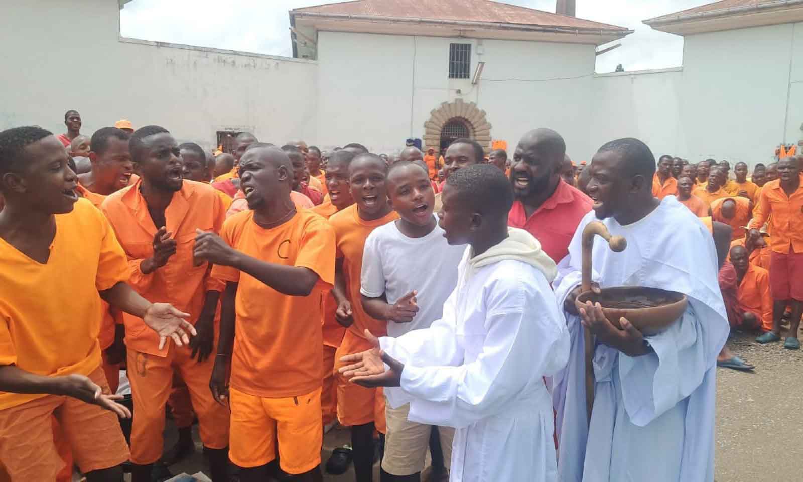 MADZIBABA NIGEL URGES INMATES NOT TO BE TEMPTED TO ESCAPE FROM PRISON