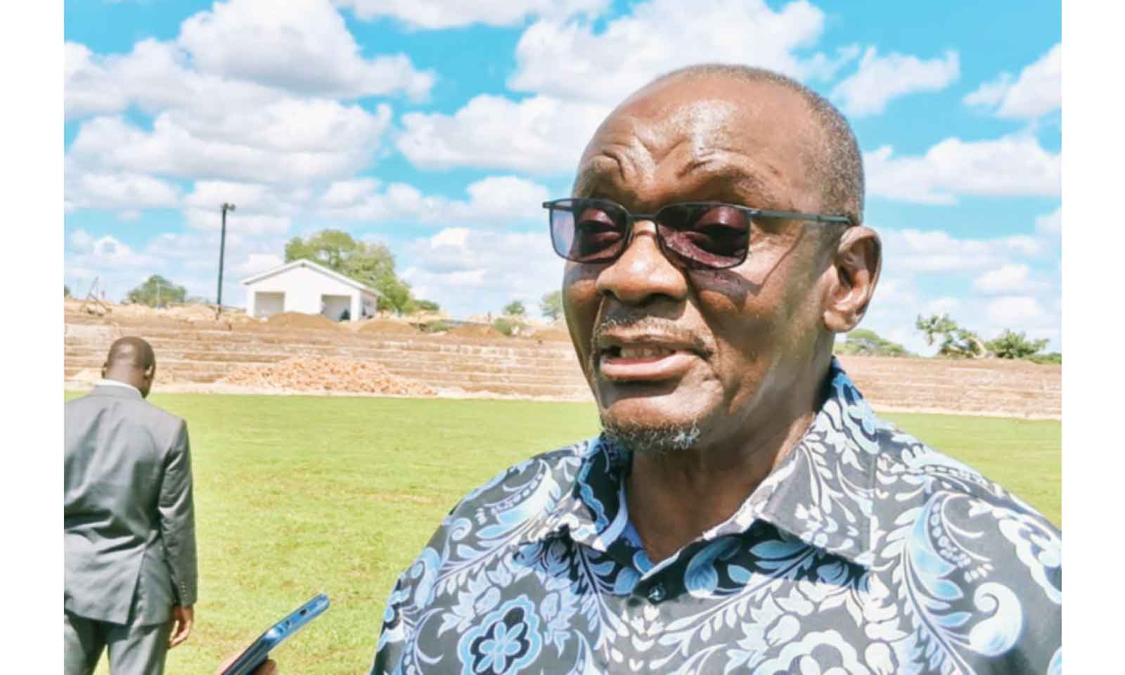 . . . VP Mohadi reviews Maphisa projects