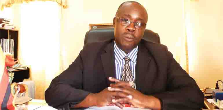Chipinge RDC chief executive officer, Mr Blessing Mamvosha