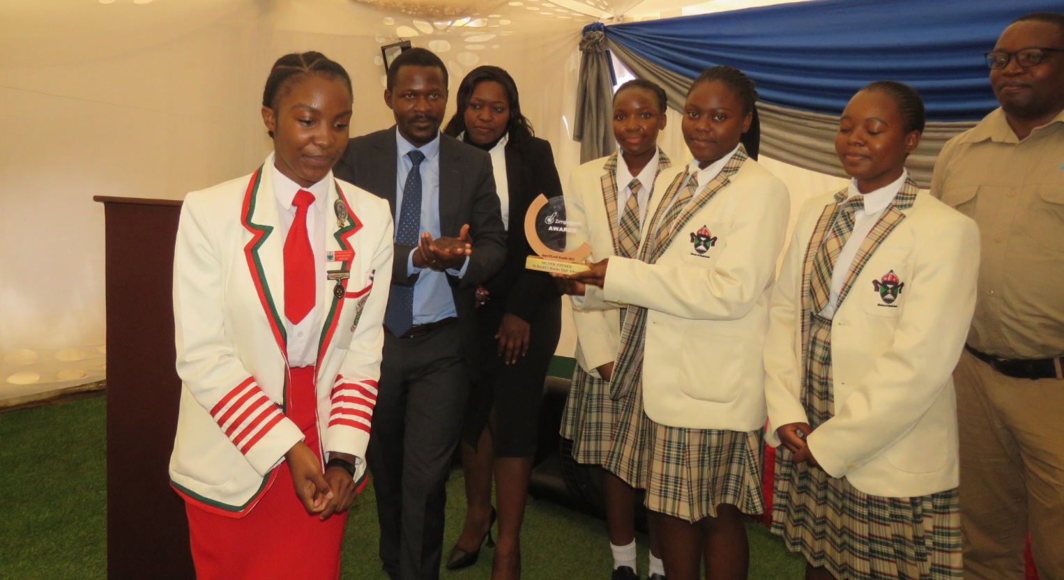 Manicaland schools honoured at inaugural Zimpapers Academic Excellence Awards