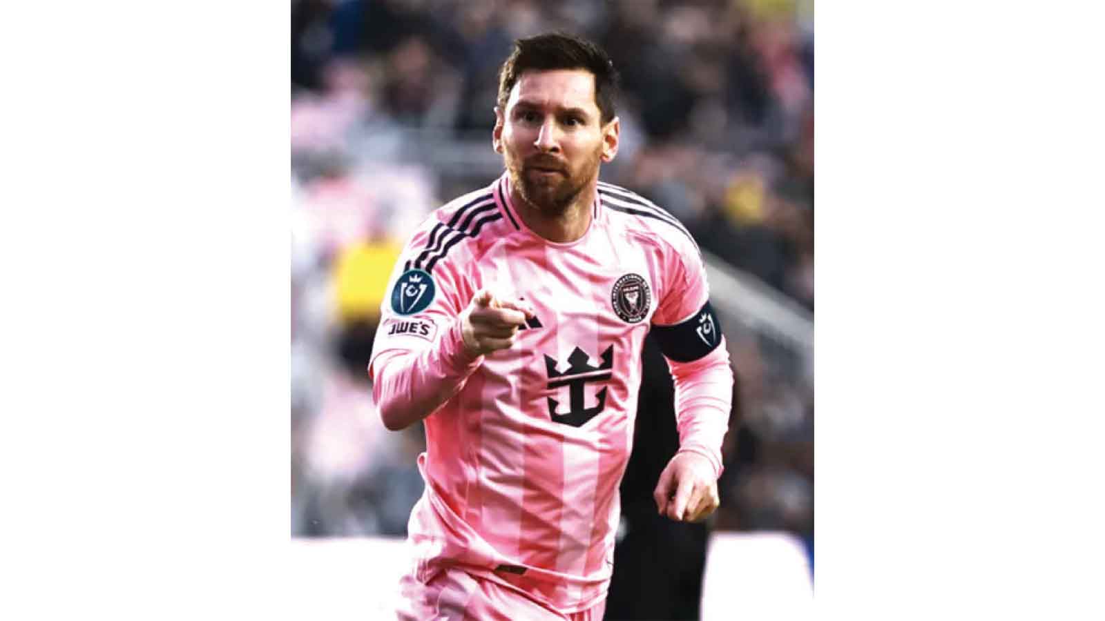 Messi hits 900-goal mark