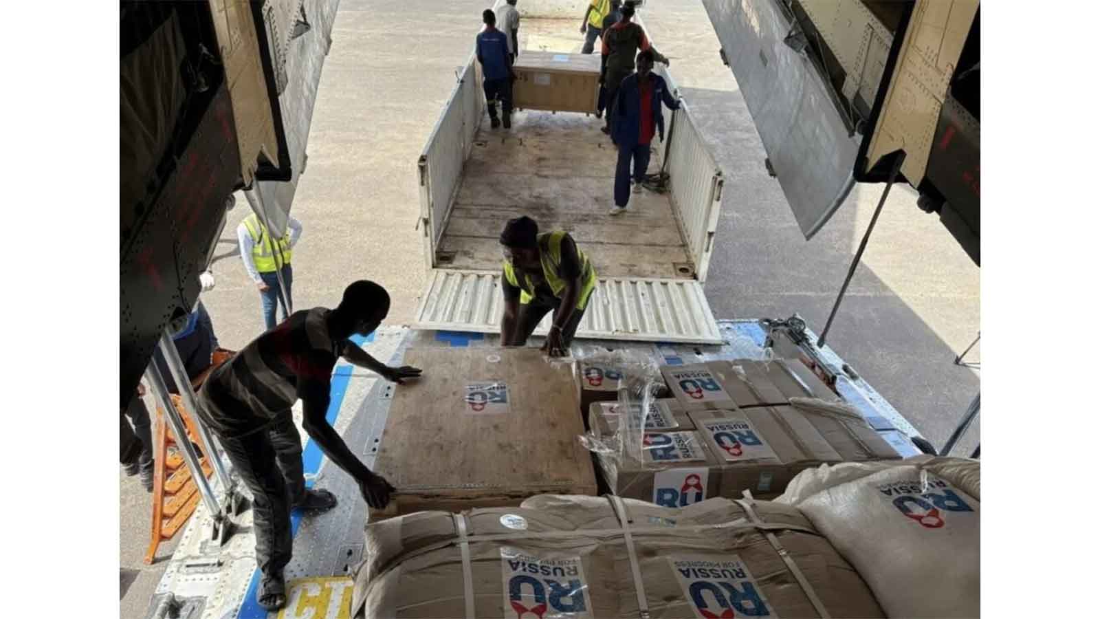 Russia delivers aid to flood-hit Mozambique