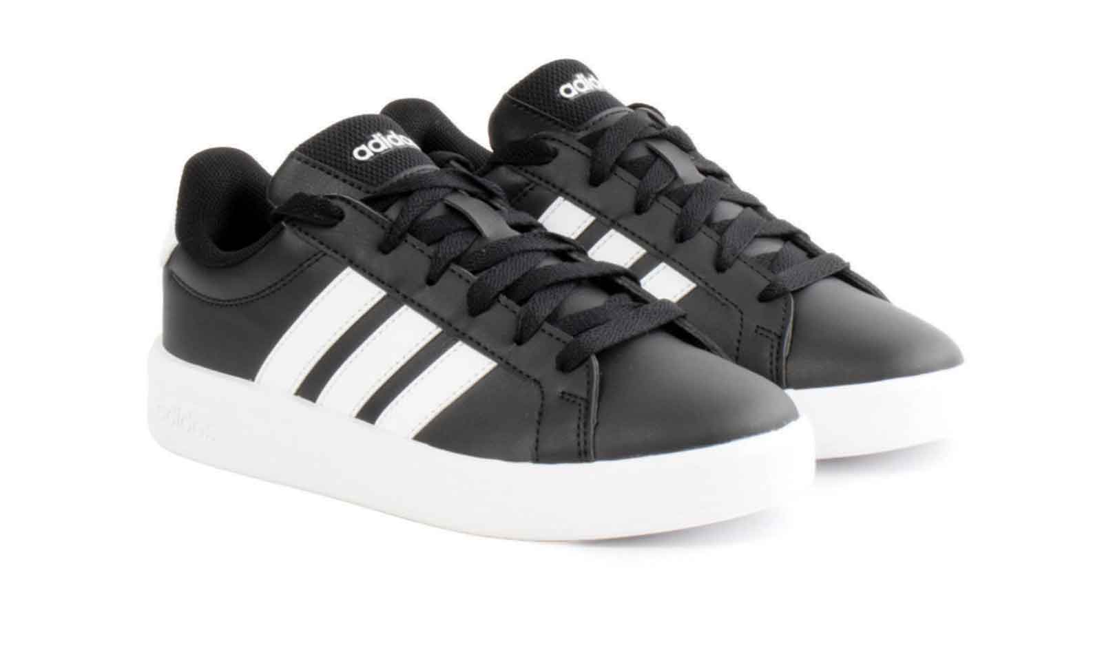 Five unisex sneakers you will ever need in your wardrobe
